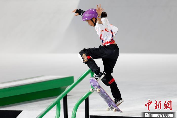 奥运会资格系列赛掀起青春风暴 中国小将浦江跃