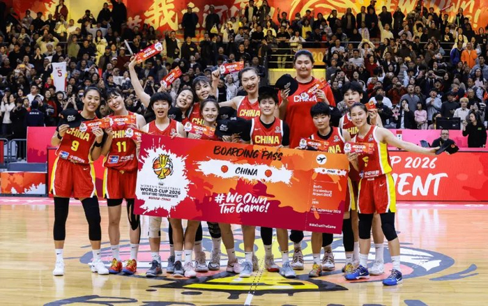 中国女篮力克捷克取关键胜，宫鲁鸣：目标走得