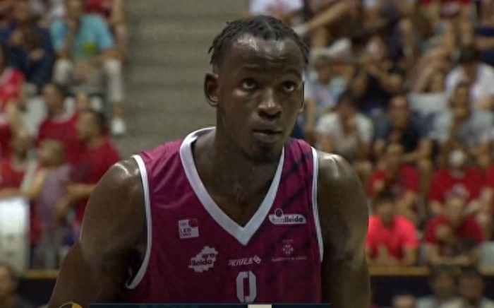 深圳男篮官宣签约前NBA中锋伊布-巴吉 引援补强内