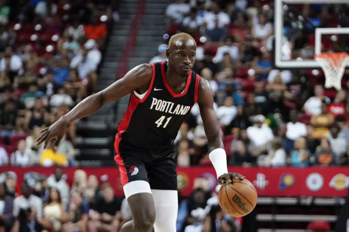 深圳男篮官宣签约前NBA中锋伊布-巴吉 引援补强内